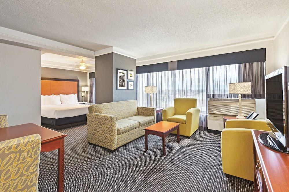 Hotel La Quinta By Wyndham New Orleans Airport Kenner Esterno foto